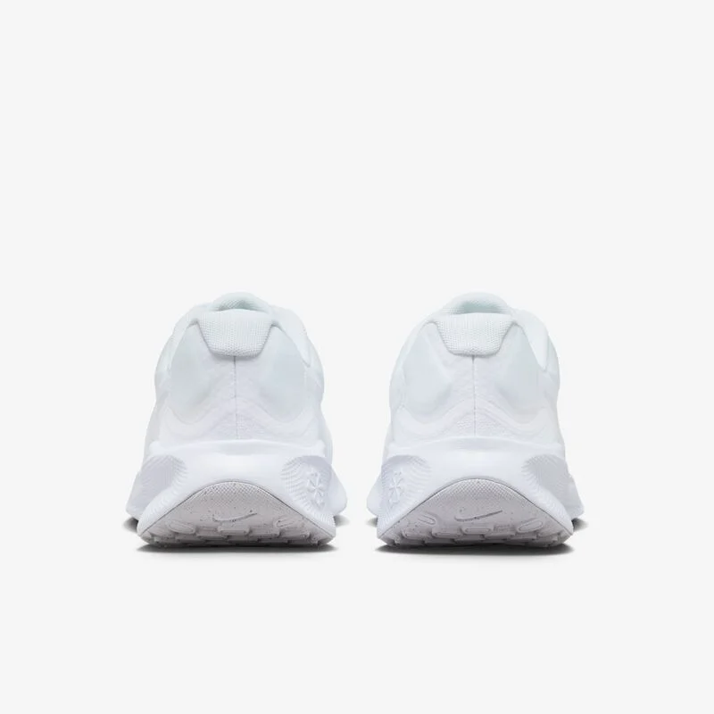 NIKE - REVOLUTION 7